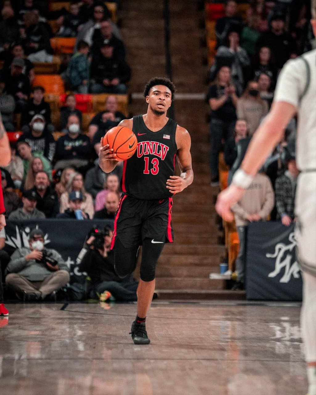 开云下载-关于湖人逆转南韩男篮，汉密尔顿爆发神勇的信息