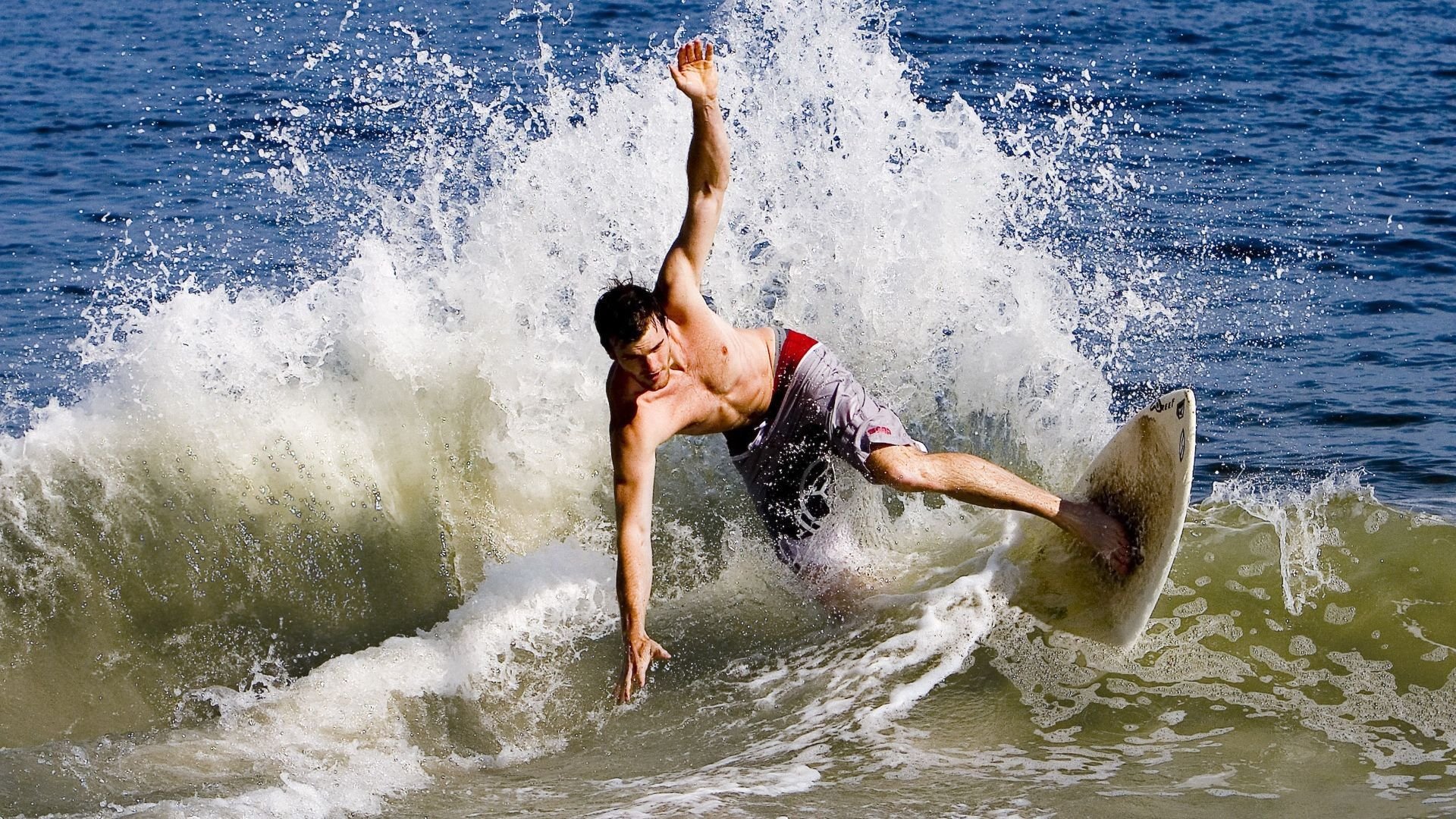 克瓦拉茨赫利亚一锤定音，喀麦隆生死战掀翻美国书写历史