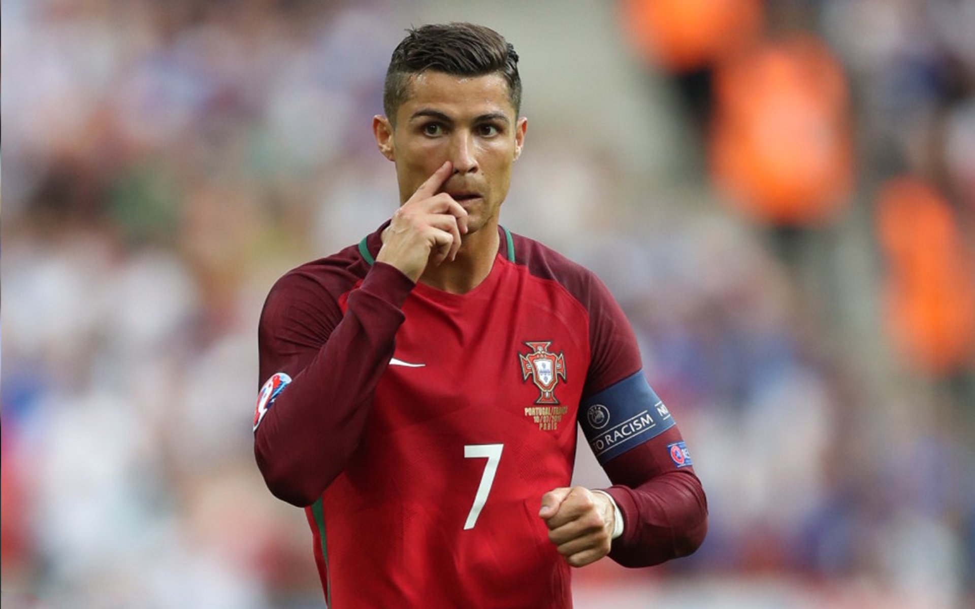 从安第斯山脉到罗马城，迪巴拉如何用一脚弧线，改写两个国家的足球记忆